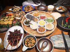 -包整·丝娃娃(一览甲秀楼风景店)