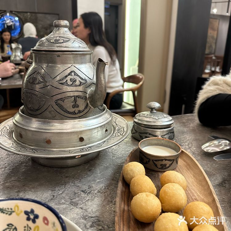 翻遍猫途鹰和大众在酒店边上找到这家神仙餐厅
