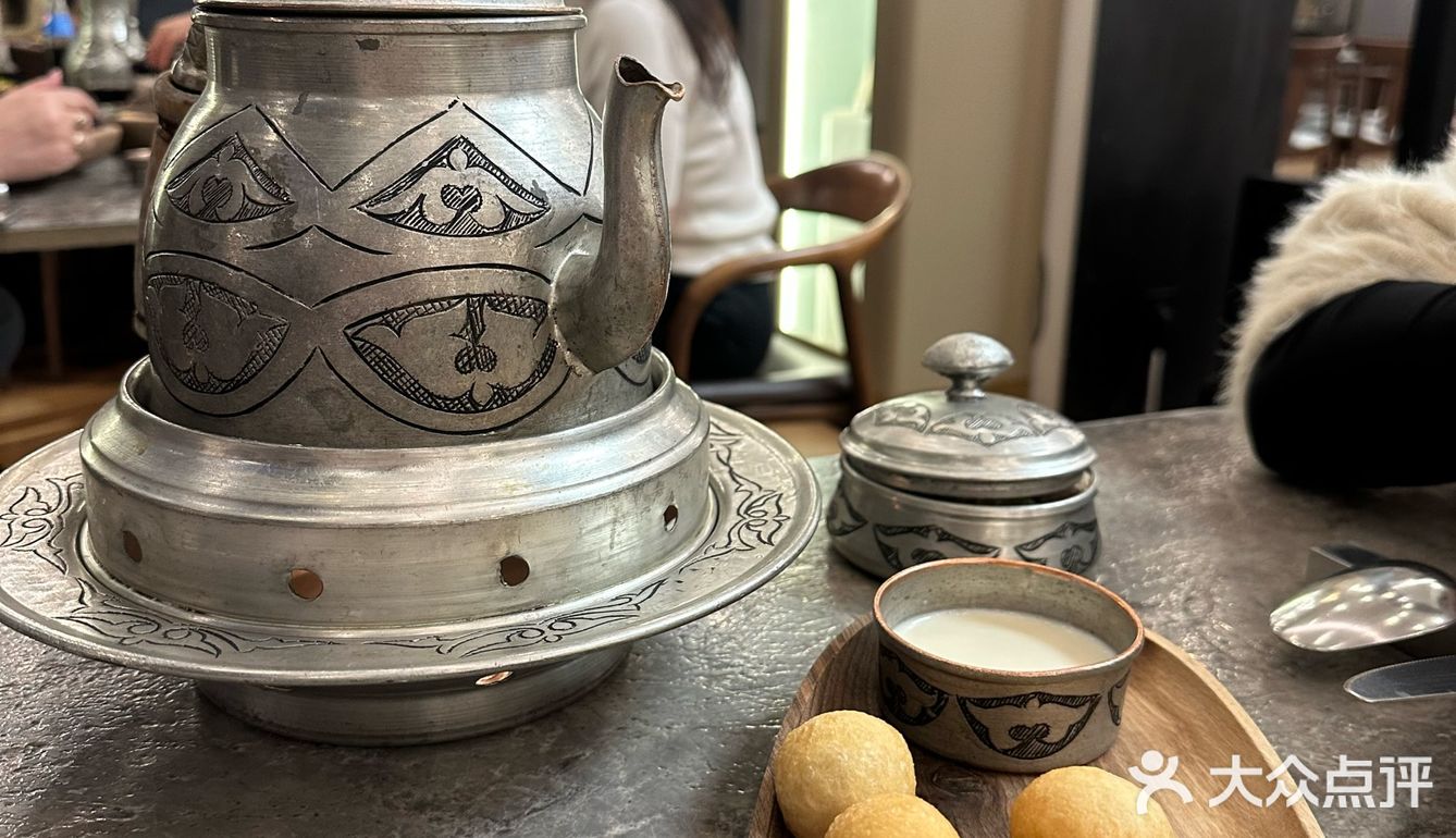 翻遍猫途鹰和大众在酒店边上找到这家神仙餐厅
