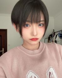 -AYO SALON