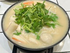 -肥汁米蘭香港米线(长宁来福士店)