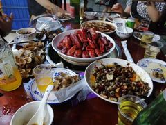-丹水桥地锅鱼·翘嘴鲌·地方特色全鱼宴(丹江口大坝店)