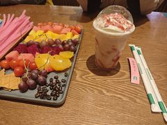 -星巴克(西安益田假日世界店)