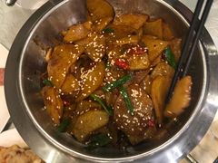 干锅土豆片-黄家饺子东北特色菜馆(湖滨商业街店)