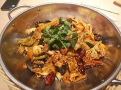 -拿渡麻辣香锅(世茂广场·工三店)