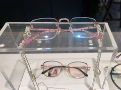 -宏宇眼镜蔡司依视路折扣店(兆佳眼镜城店)