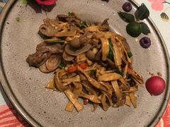 -甜阿姨·天台花园私房菜(万松园店)