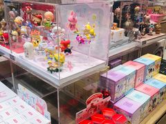 -泡泡玛特POPMART(国金街店)