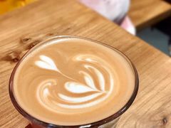 拿铁-Punchline Coffee&Roaster(同济大学店)