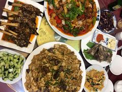 -壹阁胡羊焖饼(特色小吃街店)