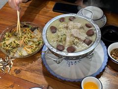 -巧婆婆特色东北菜·铁锅炖