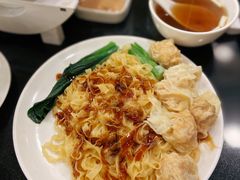 蚝油捞云吞面-丽的面家(多宝路店)