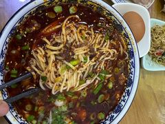 -伊穆祥牛肉面总店·清真