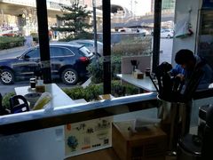 靠窗位-重庆小面(贵友大厦店)
