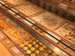 面包甜点陈列柜-泸溪河桃酥(欧尚店)