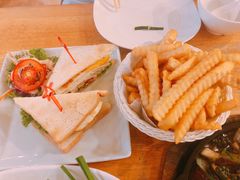 -J Daeng Seafood