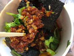 -黑色经典臭豆腐·湖南特产(太平街口店)