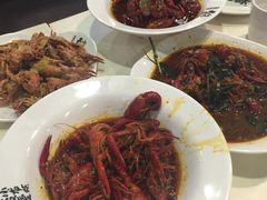 龙巢盱眙龙虾店(八卦岭店)-龙巢盱眙龙虾·牛蛙·烧烤宵夜(八卦岭店)