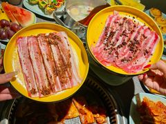 -金滏山·烤肉海鲜火锅自助(襄阳万达店)