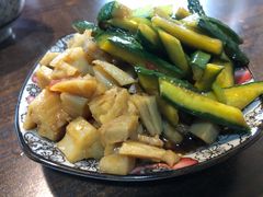 -内蒙焖面大盆骨餐馆(山大路店)