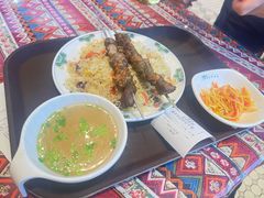 -大食代美食广场(上海中心店)