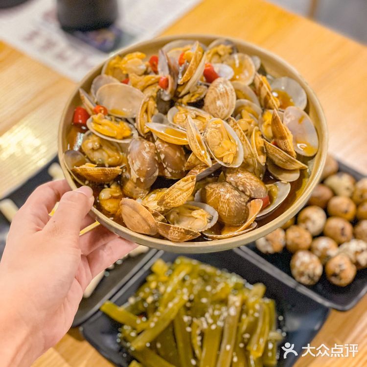 佛山探店|手掌🖐️甘大只生蚝你值得拥有