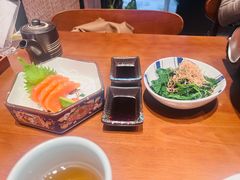 -8PINTS八品脱·日料·烧鸟·精酿小酒馆(莘庄店)