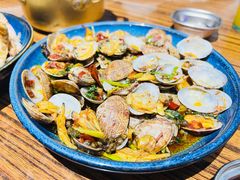 -蚝堡海鲜·威海菜·海肠捞饭·烧烤·亚洲吃蚝公司(幸福门店)