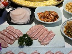 -猪啊牛呀羊啊铜盘烤肉(正大广场店)