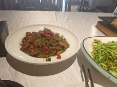 -鄱阳湖·江西小炒·瓦罐煨汤(五道口店)