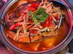 -令狐冲·炭烤活鱼(宝龙店)