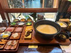-银米·云南传统过桥米线(双廊黑金冠店)