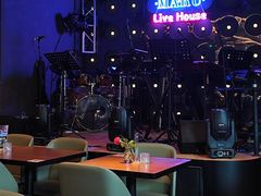 -MARU玛露音乐餐厅(大学路店)