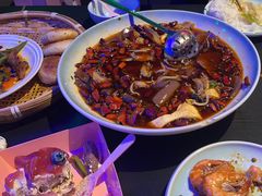 -粉墨特色菜·烧烤音乐酒馆