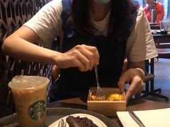 -星巴克臻选(成都宽窄巷子店)