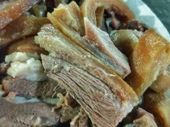 白切羊肉-阿婆东山羊肉店(鸿港海鲜批发市场店)