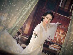 -九月鹰飞汉服摄影工作室