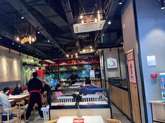 大堂-渝是乎川渝小炒(新世界百货望京店)