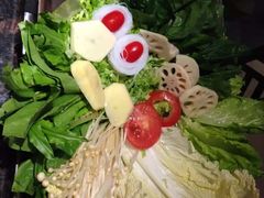 -小天鹅火锅·一线江景洪鼎旗舰店(洪崖洞店)