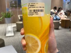 霸气燃爆橙子-奈雪的茶(湖滨银泰in77C区PRO店)