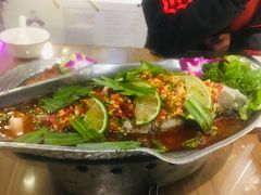 -Molee·泰府(东郊店)