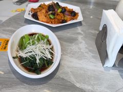 -何适山庄 ·可团建(水长城P2停车场店)