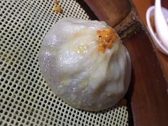 蟹粉小笼包-忆秦园小笼包(惠山古镇总店)