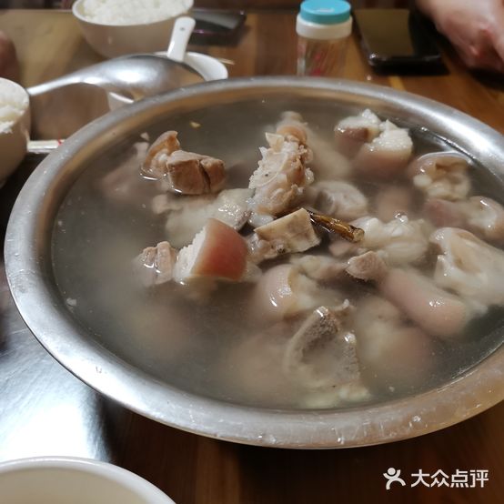 欧春景猪脚汤(郊尾店)