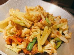 -卢大鲜鱼头捞饭(美利广场店)