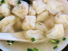 鲜肉小馄饨-小姜锅贴(凤凰街店)