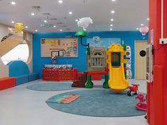 -美吉姆国际儿童发展中心(红谷滩绿地缤纷城中心)