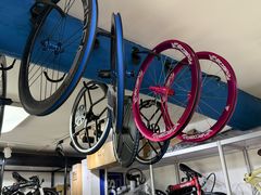 -大行Dahon自行车·北京顶点单车apex bike·ARAI摩托车头盔(白塔寺专卖店)