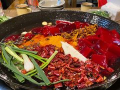-周幺妹重庆老火锅(银泰城总店)