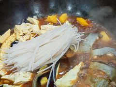 -边江铁锅炖鱼(振八街店)